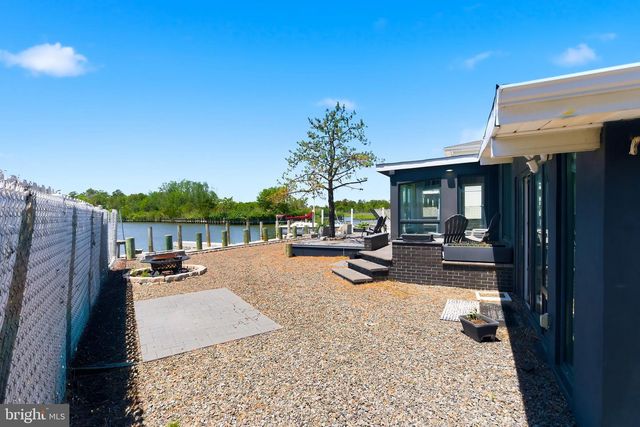 35 DADDY TUCKER DR, Tuckerton, NJ 08087