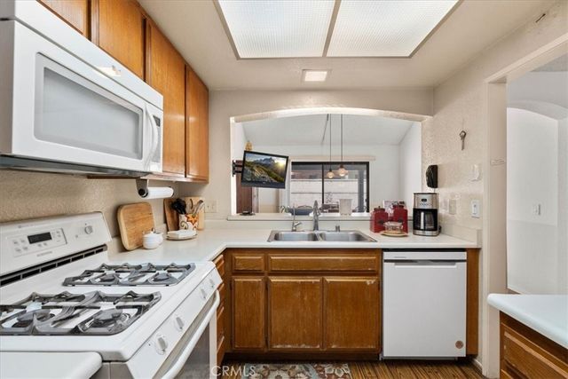 1076 N Howard, Covina, CA 91722