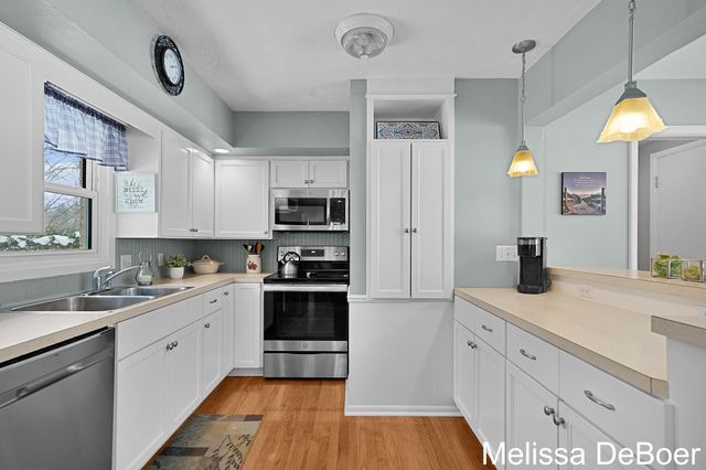 6857 Linden Avenue Se, Gaines Twp, MI 49548