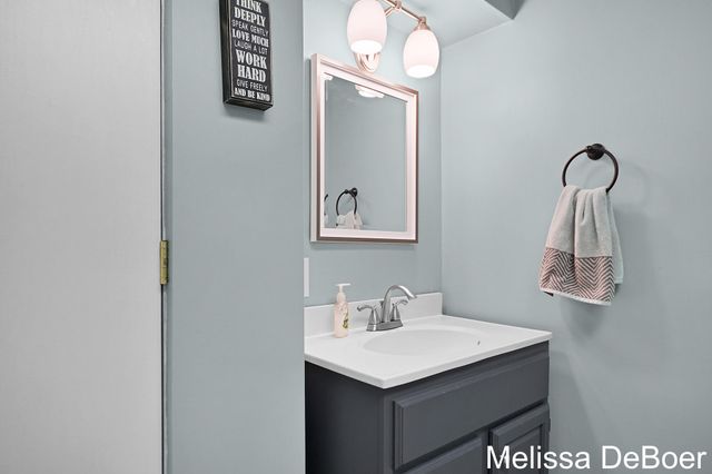 6857 Linden Avenue Se, Gaines Twp, MI 49548