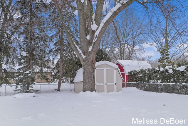 6857 Linden Avenue Se, Gaines Twp, MI 49548