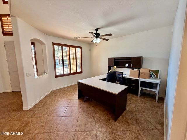 298 W SEASIDE Drive, Casa Grande, AZ 85122