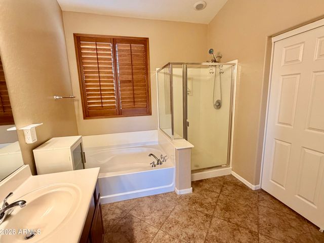 298 W SEASIDE Drive, Casa Grande, AZ 85122