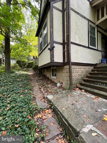 911 SLIGO CREEK PKWY, Takoma Park, MD 20912