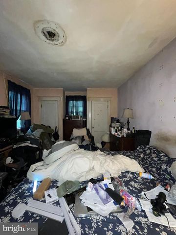 911 SLIGO CREEK PKWY, Takoma Park, MD 20912