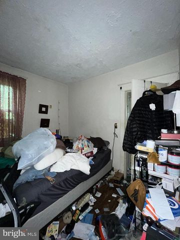 911 SLIGO CREEK PKWY, Takoma Park, MD 20912