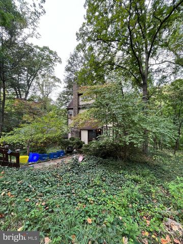 911 SLIGO CREEK PKWY, Takoma Park, MD 20912