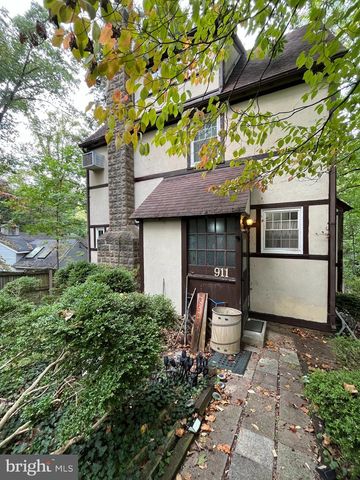911 SLIGO CREEK PKWY, Takoma Park, MD 20912