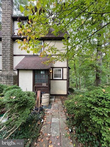 911 SLIGO CREEK PKWY, Takoma Park, MD 20912