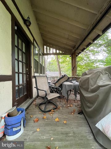 911 SLIGO CREEK PKWY, Takoma Park, MD 20912