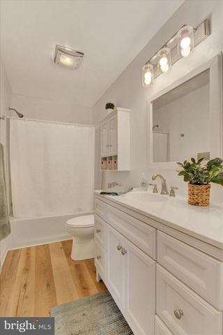 240 CONFEDERATE DR, Gettysburg, PA 17325