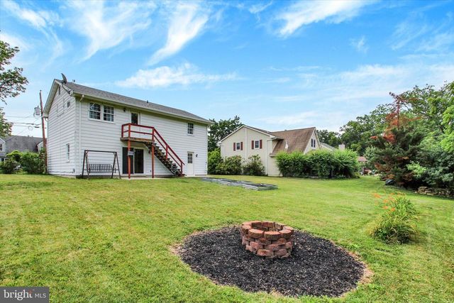 240 CONFEDERATE DR, Gettysburg, PA 17325