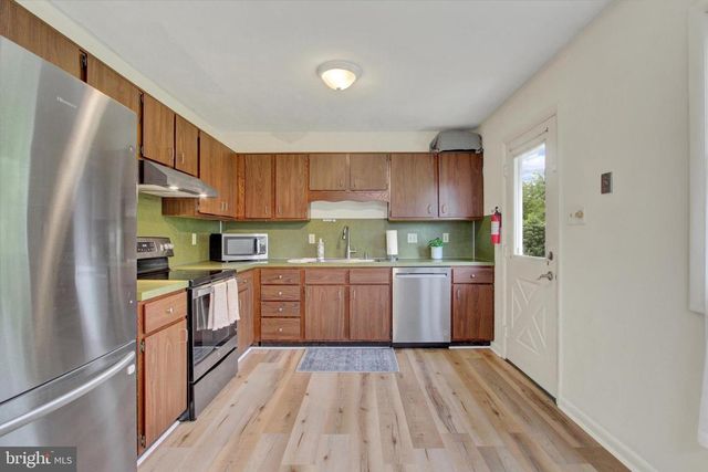 240 CONFEDERATE DR, Gettysburg, PA 17325