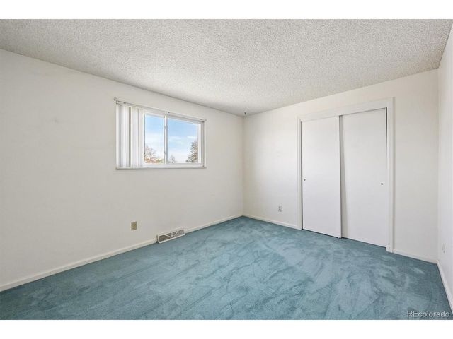 424 Neptune Ct, Lone Tree, CO 80124