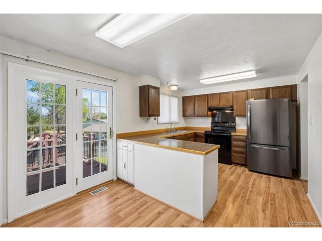 424 Neptune Ct, Lone Tree, CO 80124