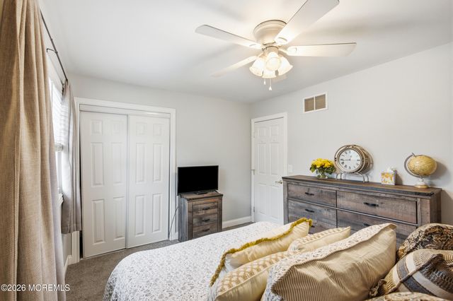 652 Brookside Drive, Toms River, NJ 08753