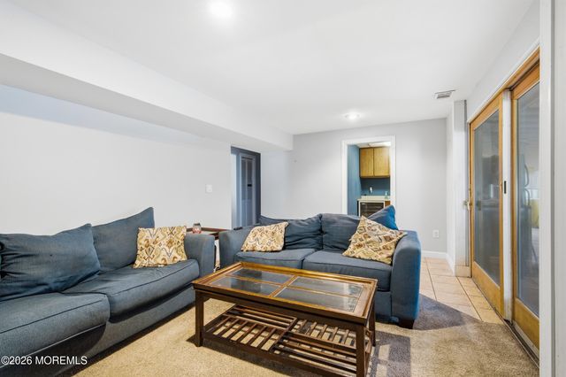 652 Brookside Drive, Toms River, NJ 08753