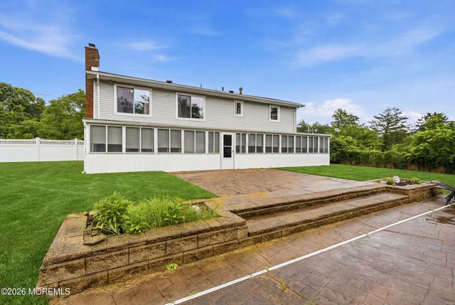 652 Brookside Drive, Toms River, NJ 08753