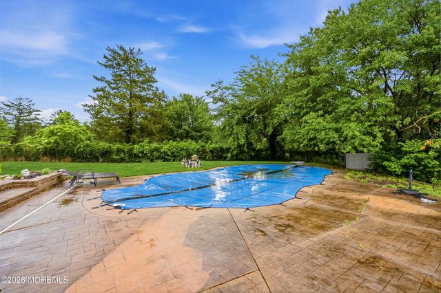 652 Brookside Drive, Toms River, NJ 08753