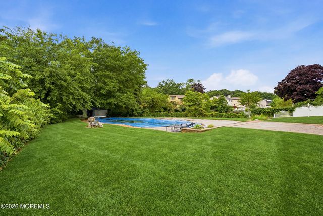 652 Brookside Drive, Toms River, NJ 08753
