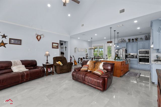 1317 N County Road 4146, Overton, TX 75684