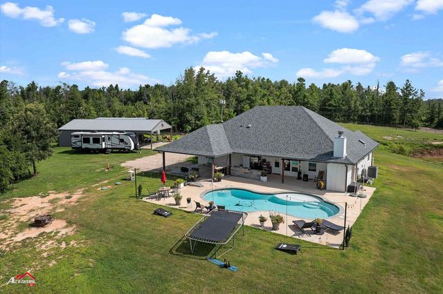 1317 N County Road 4146, Overton, TX 75684