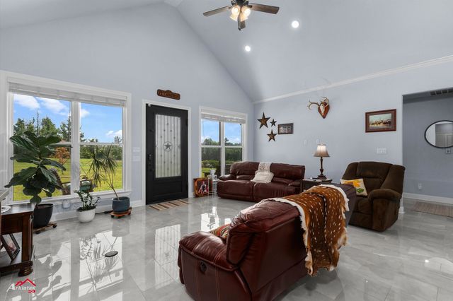 1317 N County Road 4146, Overton, TX 75684