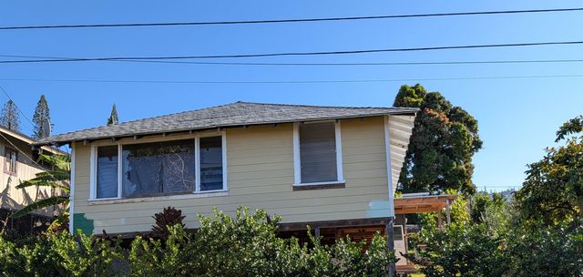 1242 Houston St, Lanai City, HI 96763