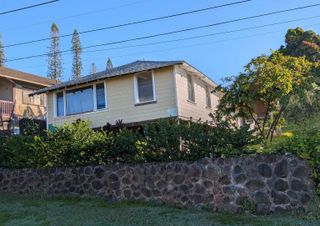 1242 Houston St, Lanai City, HI 96763