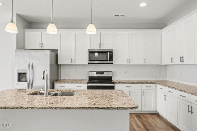 72 Shinning Pearl Court, Smithfield, NC 27577