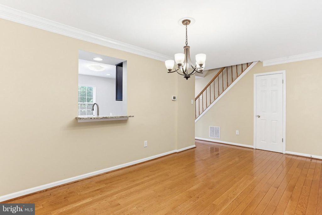 Image 12 of property listing at 6102 LITTLE FOXES RUN, Columbia, MD 21045