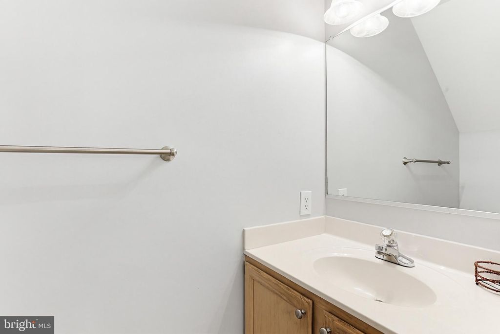 Image 24 of property listing at 6102 LITTLE FOXES RUN, Columbia, MD 21045