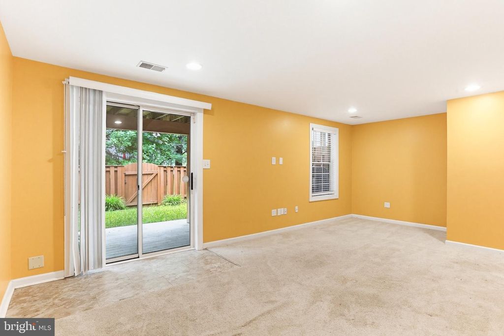 Image 30 of property listing at 6102 LITTLE FOXES RUN, Columbia, MD 21045