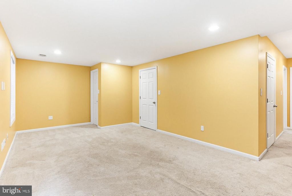 Image 31 of property listing at 6102 LITTLE FOXES RUN, Columbia, MD 21045