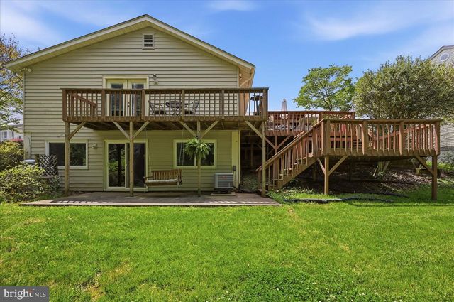 35 BISCAYNE PL, Sterling, VA 20164