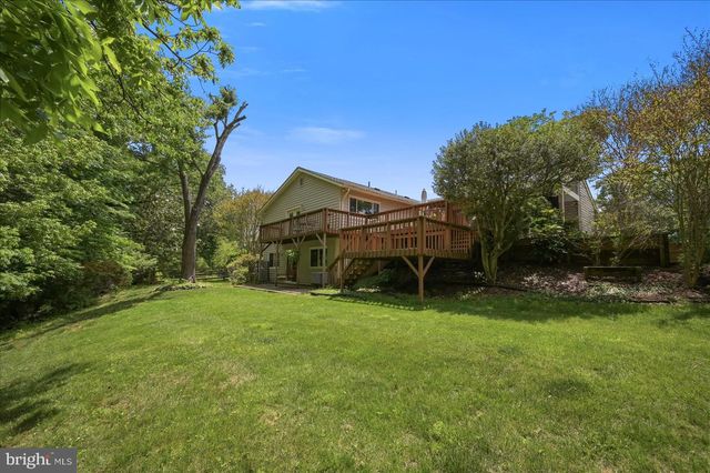 35 BISCAYNE PL, Sterling, VA 20164