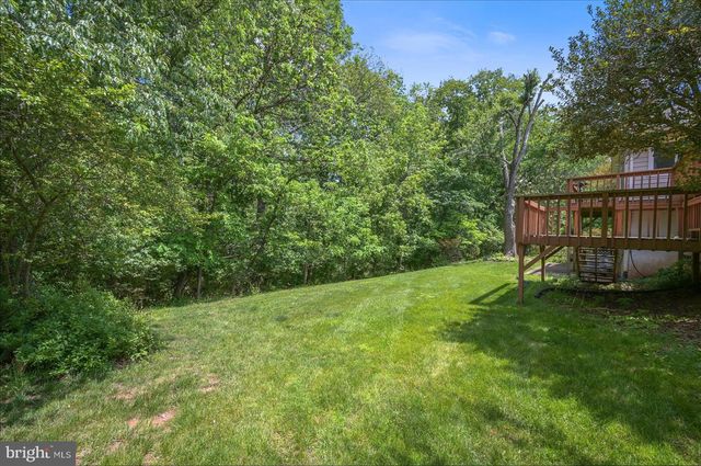 35 BISCAYNE PL, Sterling, VA 20164