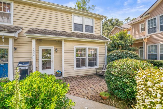 1304 Barnwell Bluff, Beaufort, SC 29902