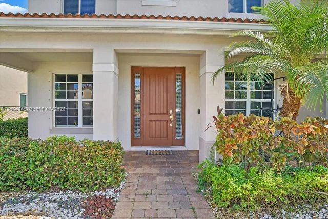 1378 NW 204th St, Miami Gardens, FL 33169