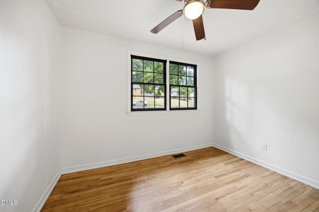 608 Dennis Avenue, Raleigh, NC 27604