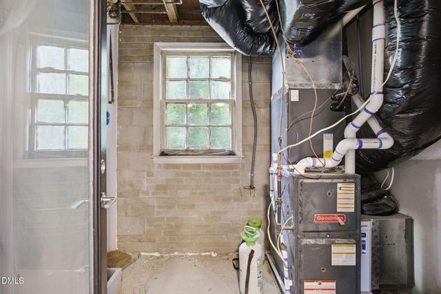 608 Dennis Avenue, Raleigh, NC 27604
