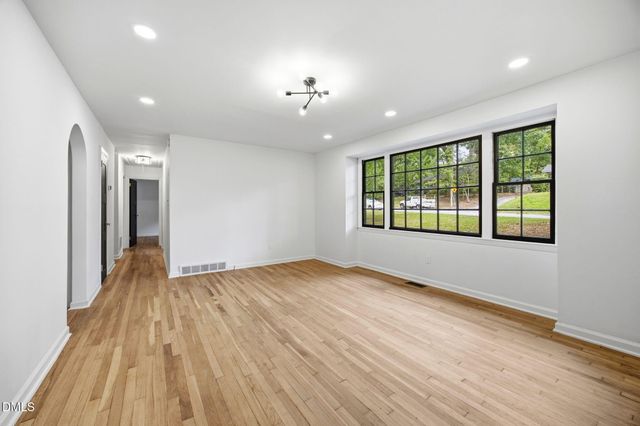 608 Dennis Avenue, Raleigh, NC 27604