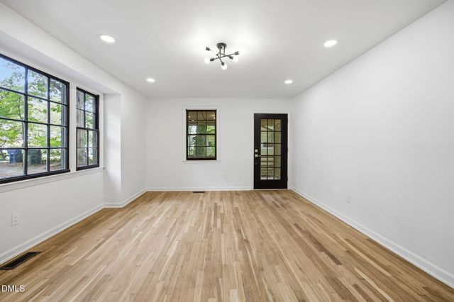 608 Dennis Avenue, Raleigh, NC 27604