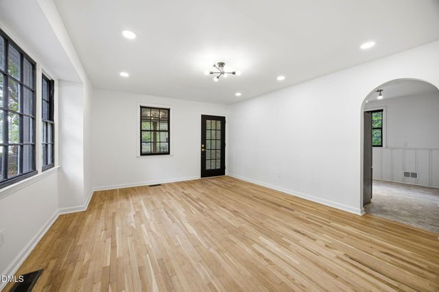 608 Dennis Avenue, Raleigh, NC 27604