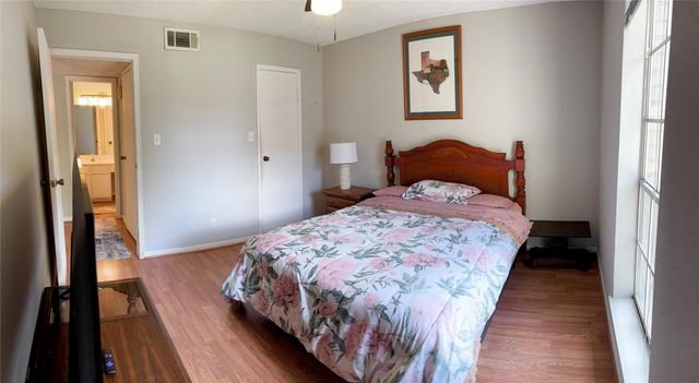 2120 El Paseo Street 310, Houston, TX 77054