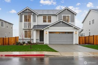 10679 Treasure Drive NW #114, Silverdale, WA 98383