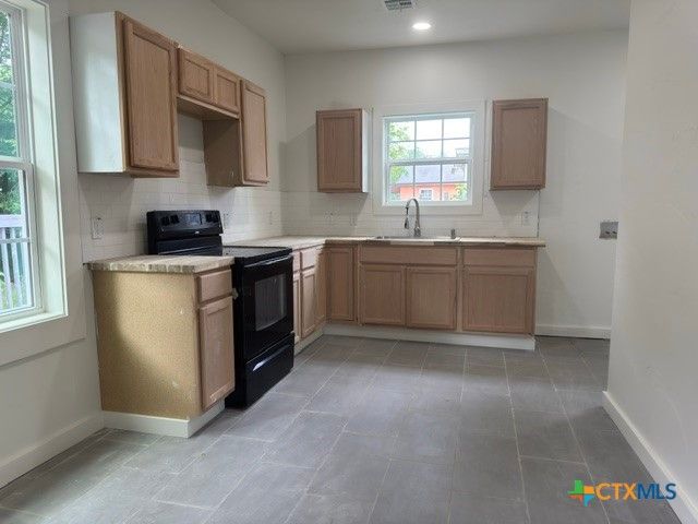 1014 S 3rd Street, Temple, TX 76504