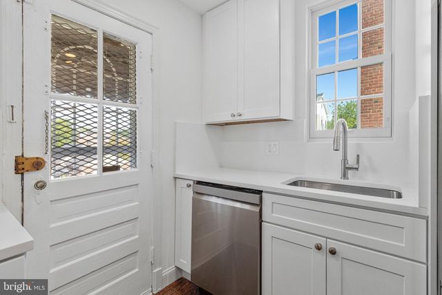 6424 2ND PL NW, Washington, DC 20012