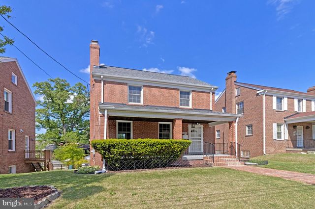6424 2ND PL NW, Washington, DC 20012
