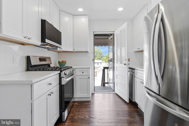 6424 2ND PL NW, Washington, DC 20012